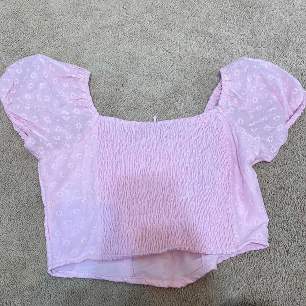 Pink top - Picture 2 of 4